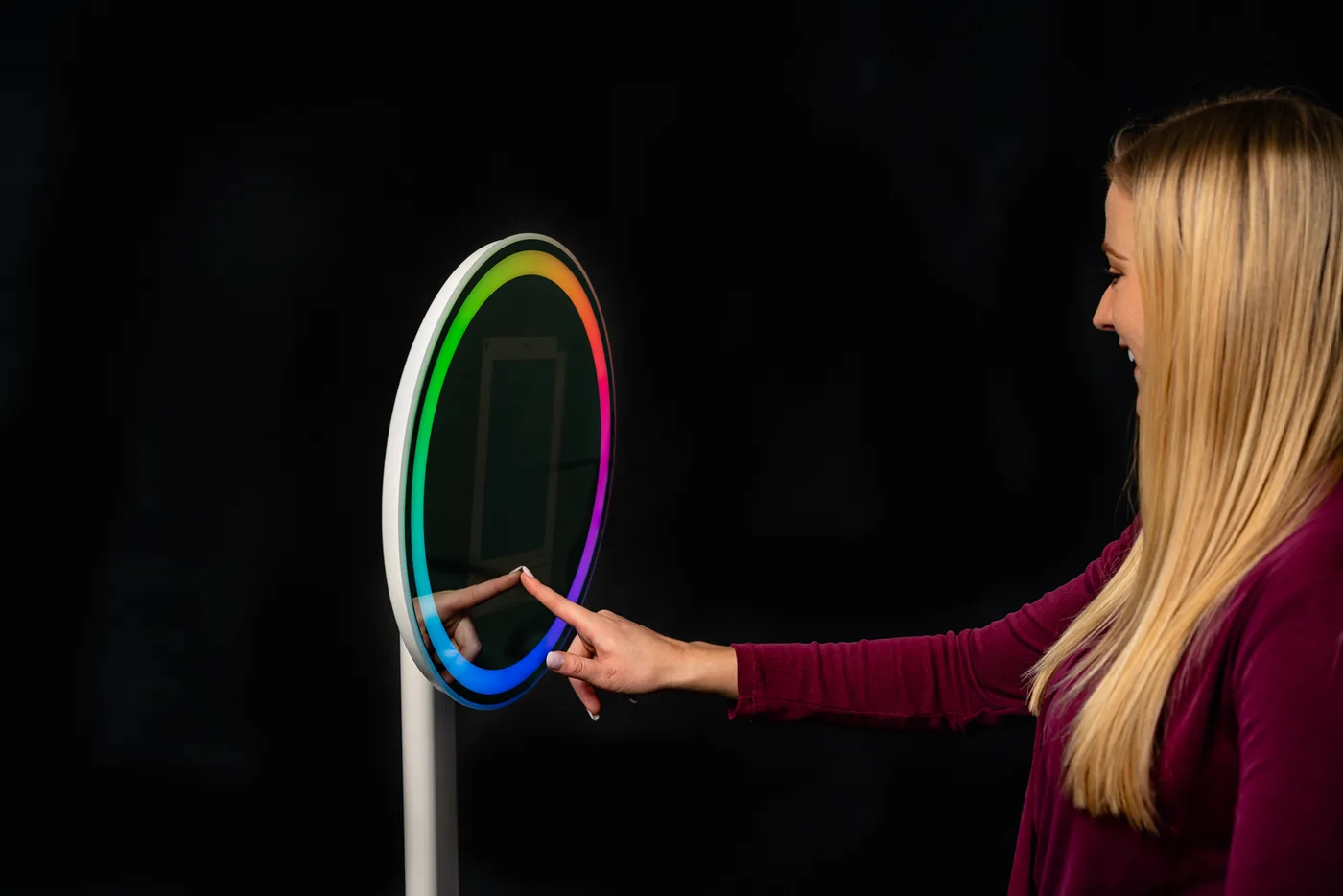 Ring Roamer Sapphire ipad Mirror Photobooth
